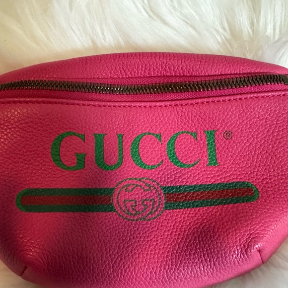 GUCCI Grained Calfskin Small Logo Belt Bum Bag Pink Green - Picture 3 of 14